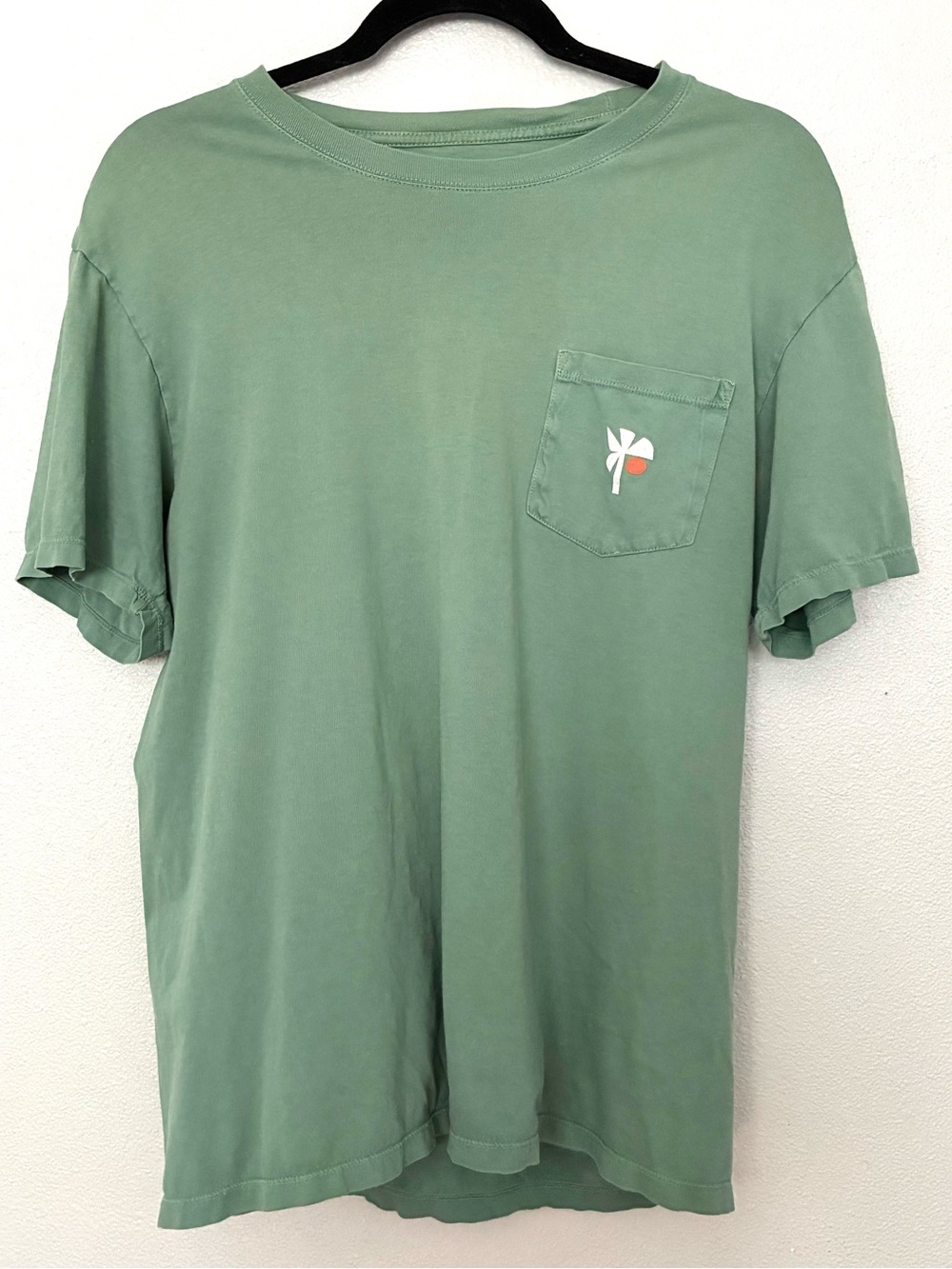 Vissla Organic Cotton Graphic Tee Men’s M Sage Green Surf Eco